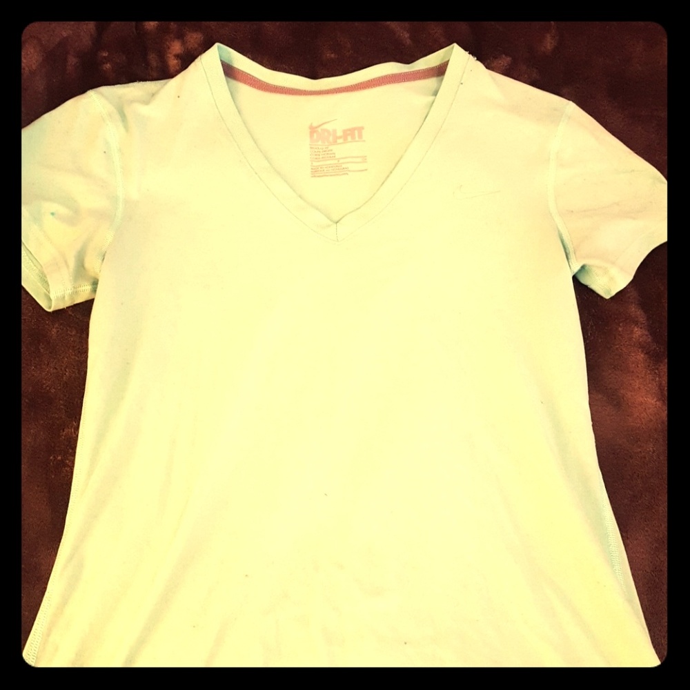 Nike dry fit small top